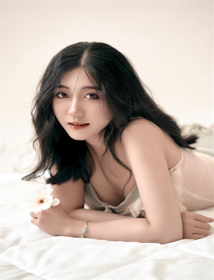 幼儿小马拉小车视频-颜仟汶电影